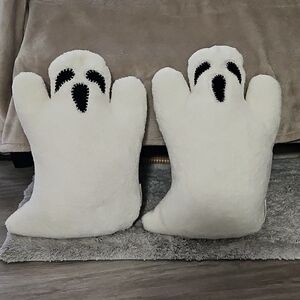 ✨️👻Set Of 2 Super Cute Plush Ghosts👻